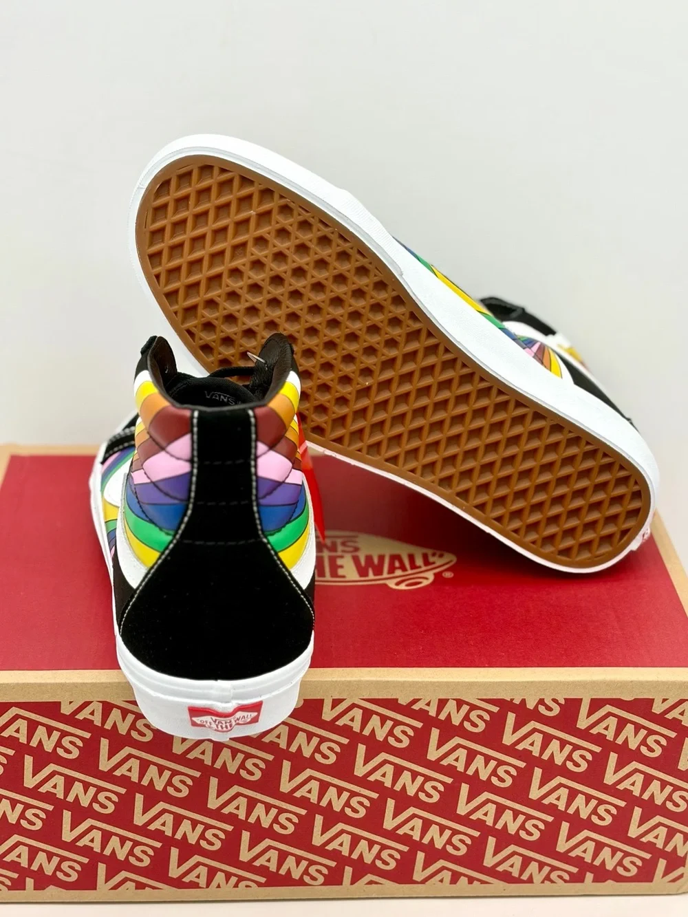 Vans High-Top Sk8-Hi Reissue Sneakers Black with Rainbow Stripes
